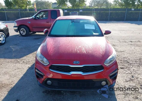 2021 Kia Forte Lxs z USA, uszkodzony, nr VIN 3KPF24AD6ME285460